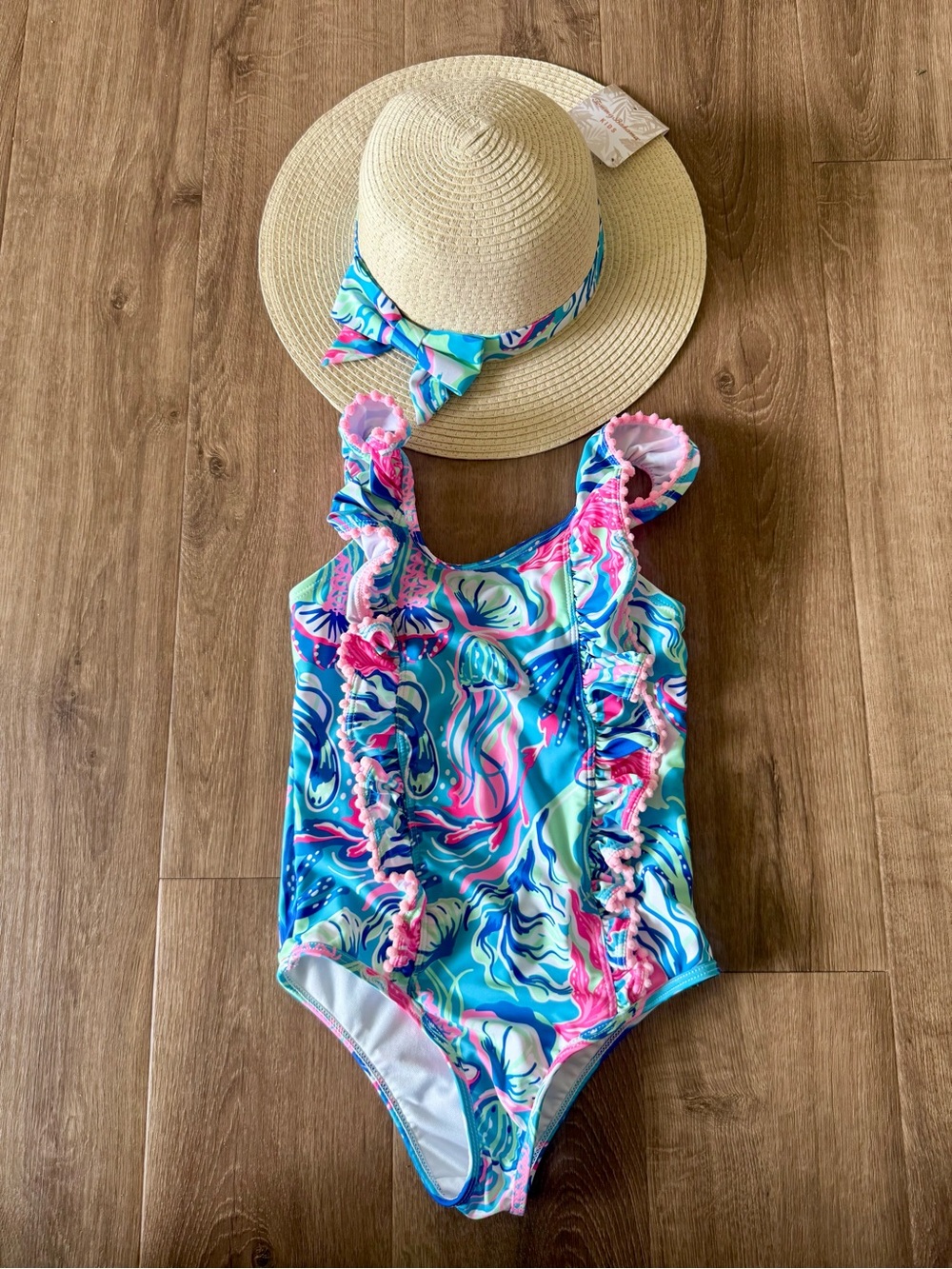 🌺 Tommy Bahama Girls Swimsuit + Matching Sun Hat – Size 7 – NWT/EUC